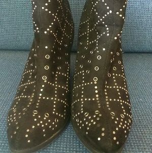 High Heel  Bootie with Silver Ring accents.